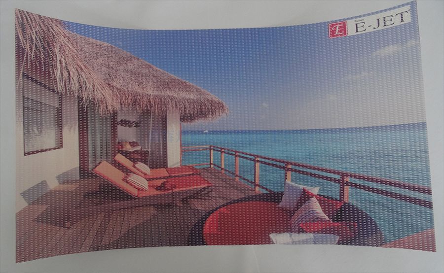 UV噴繪網(wǎng)格布(圖1)